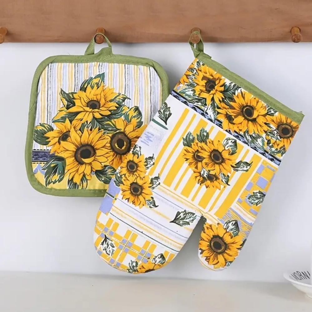 Sunflower Oven Mitt and Pot Holder 2pc Set, Green & Yellow